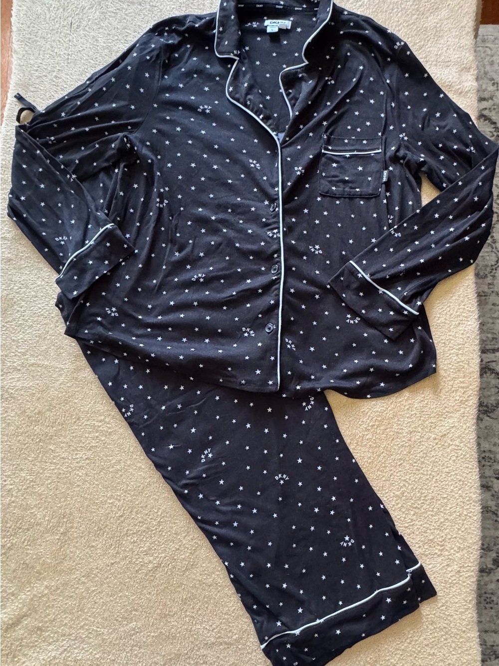 Dkny Black Star Print Long Sleeve Pajama Set